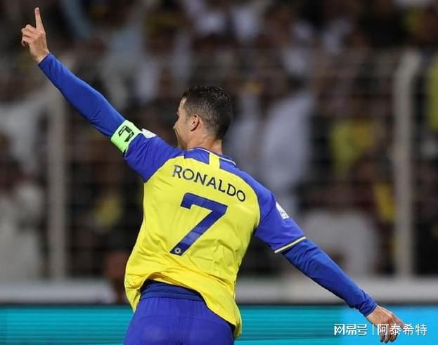 火箭VS湖人直播杜兰特复出9失误，湖人2